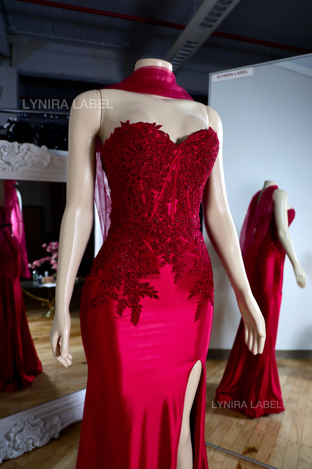 The Eva Sweetheart Gown