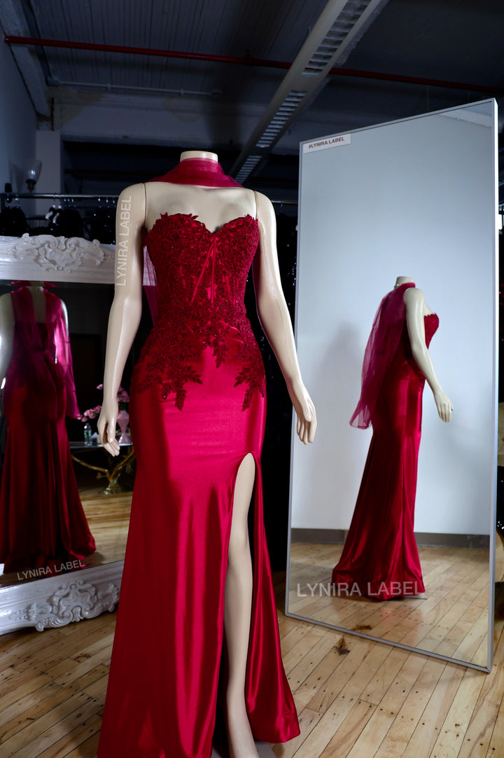 The Eva Sweetheart Gown