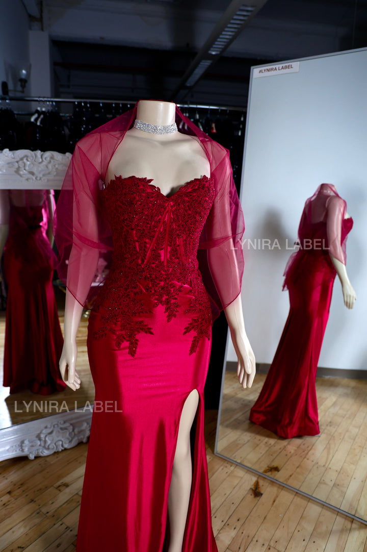 The Eva Sweetheart Gown