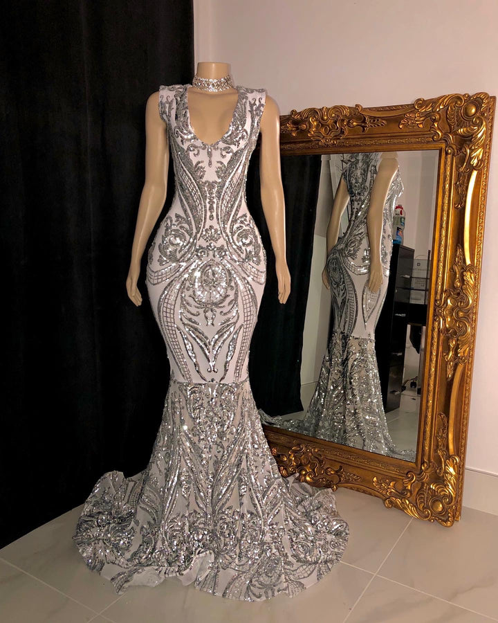 The JANAYA Gown